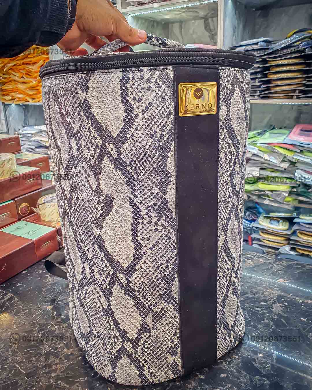 خرید کیف قلیان با قیمت مناسب جعبه قلیون قلیان کیف دار خرید قلیان با کیف فروش انواع کیف قلیان و جعبه قلیوندر فروشگاه ایران دو سیب یا ایران هوکا سابق 